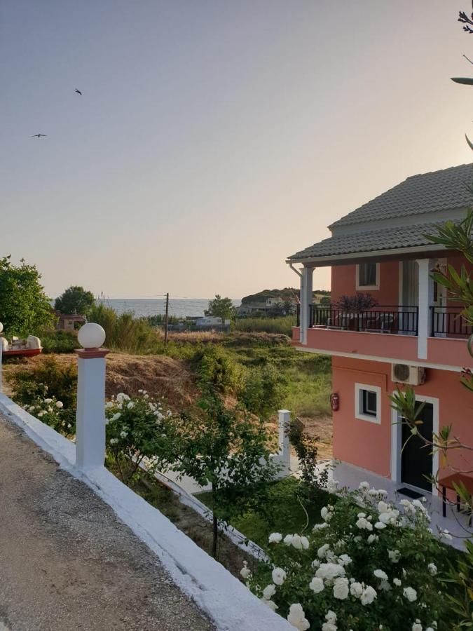 Apartamento Angela'S House By The Sea Marathiás Exterior foto