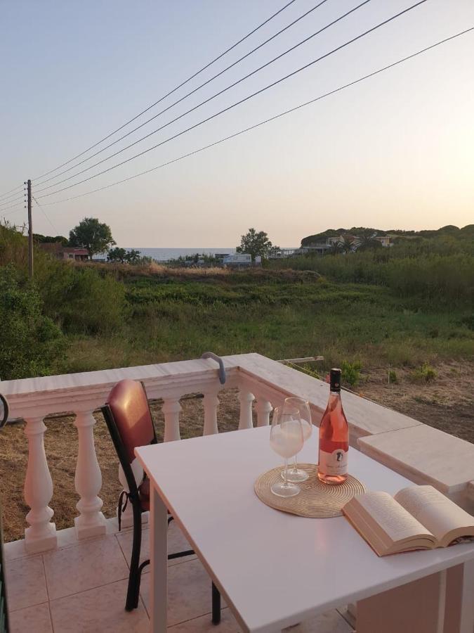 Apartamento Angela'S House By The Sea Marathiás Exterior foto