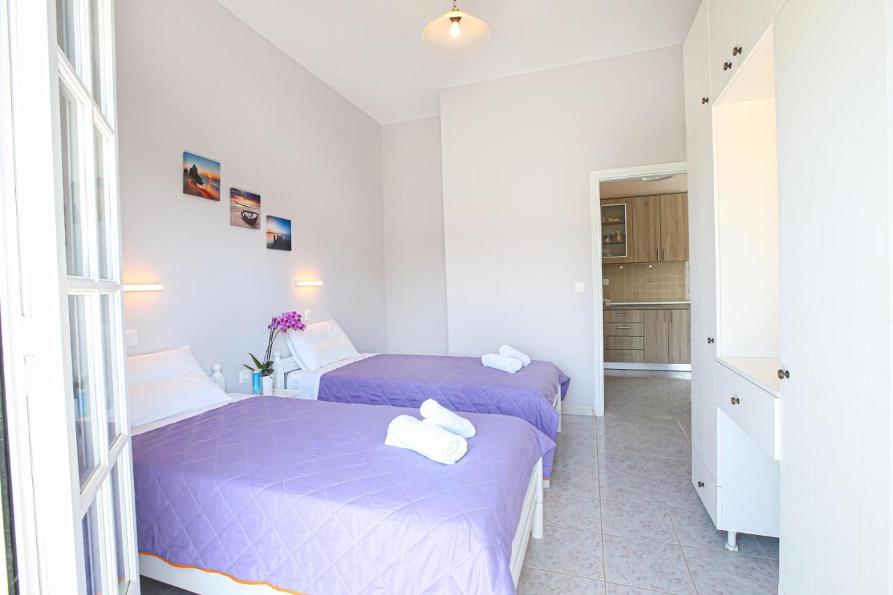 Apartamento Angela'S House By The Sea Marathiás Exterior foto