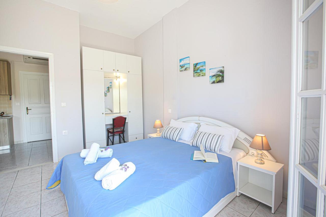 Apartamento Angela'S House By The Sea Marathiás Exterior foto