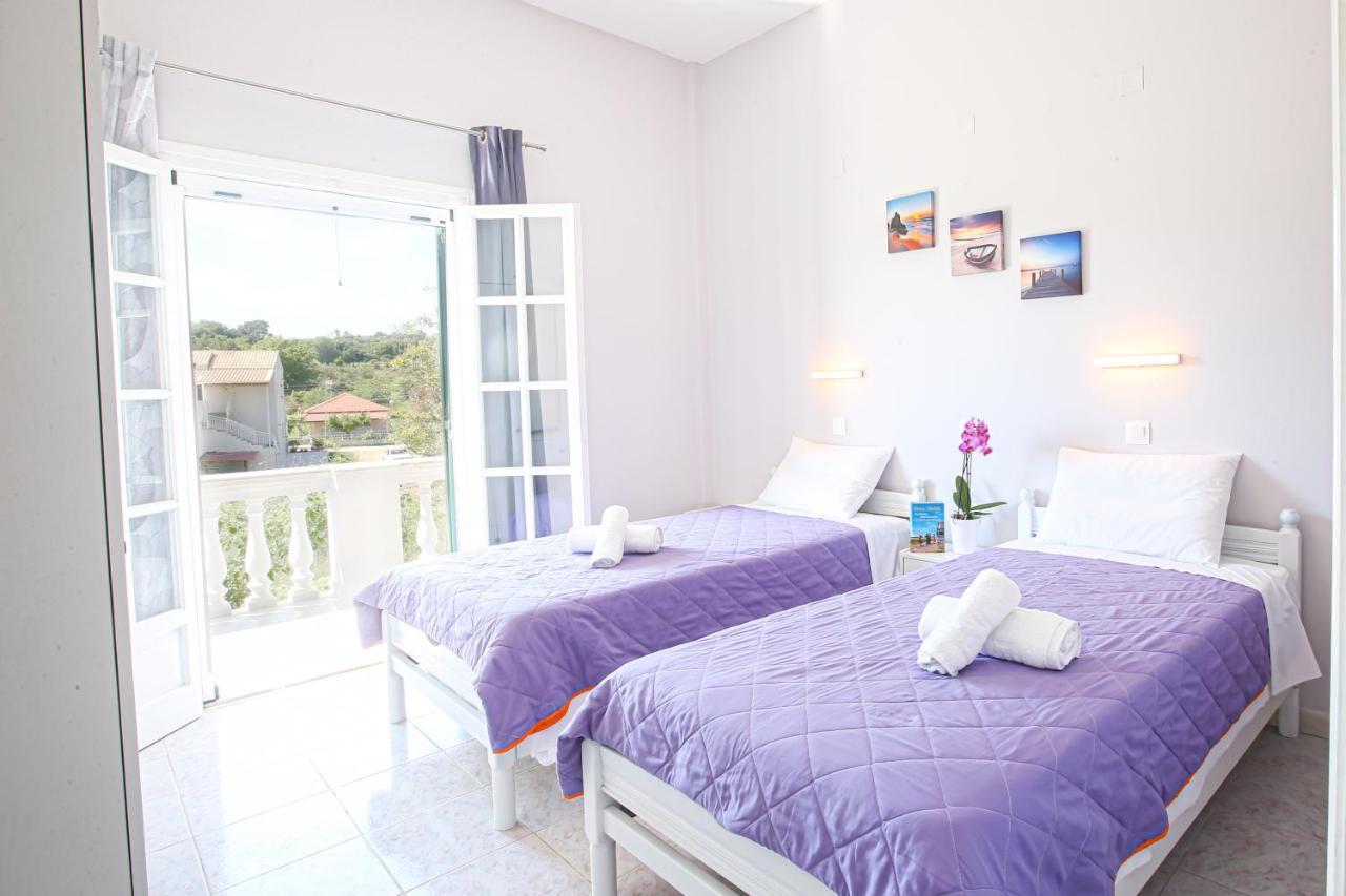 Apartamento Angela'S House By The Sea Marathiás Exterior foto