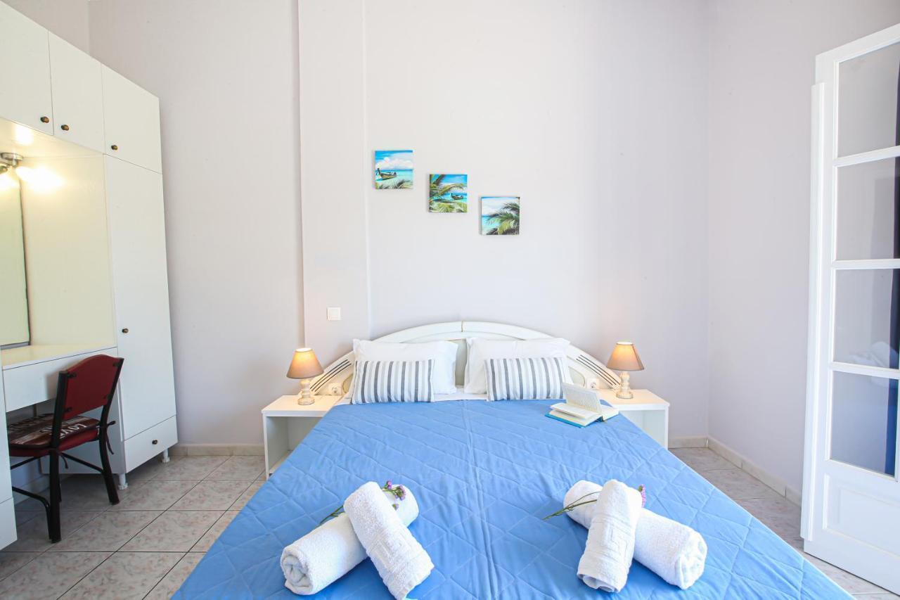 Apartamento Angela'S House By The Sea Marathiás Exterior foto