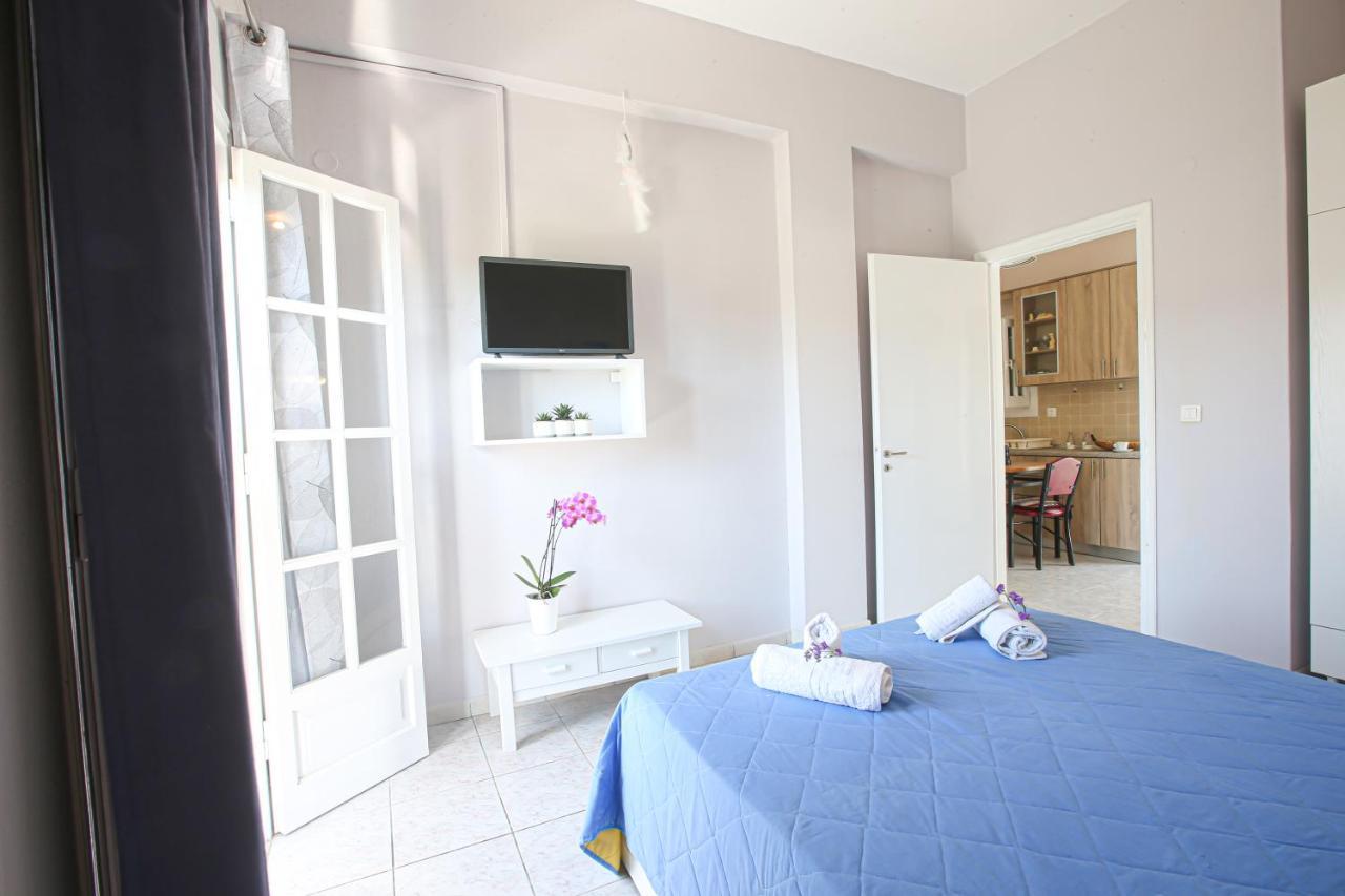 Apartamento Angela'S House By The Sea Marathiás Exterior foto